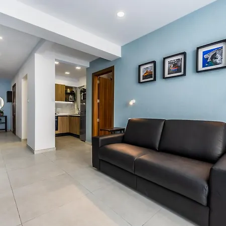 Vista Apartment *