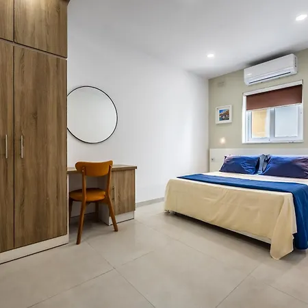 Vista Apartment *